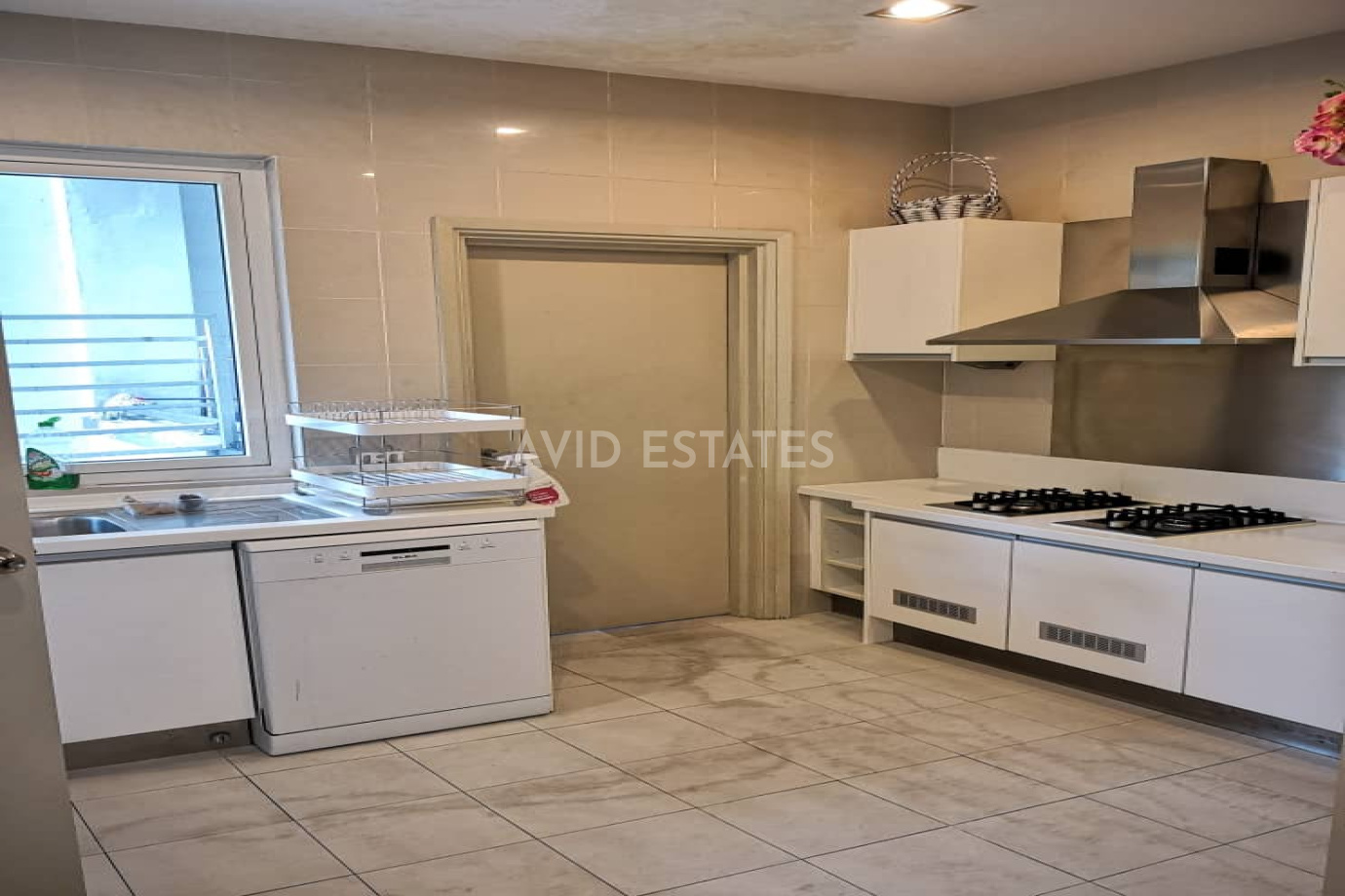 Tijani 2 North, Bukit Tunku,Kuala Lumpur, 4 Bedrooms Bedrooms, ,6 BathroomsBathrooms,Condominium / Serviced Residence,To Let,Bukit Tunku,Tijani 2 North, Jalan Langgak Tunku,1929