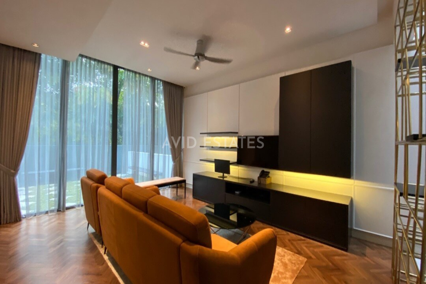 East Residence, KLGCC, Mont Kiara,Kuala Lumpur, 5 Bedrooms Bedrooms, ,7 BathroomsBathrooms,Terrace / Link,For Sale,Mont Kiara,2146