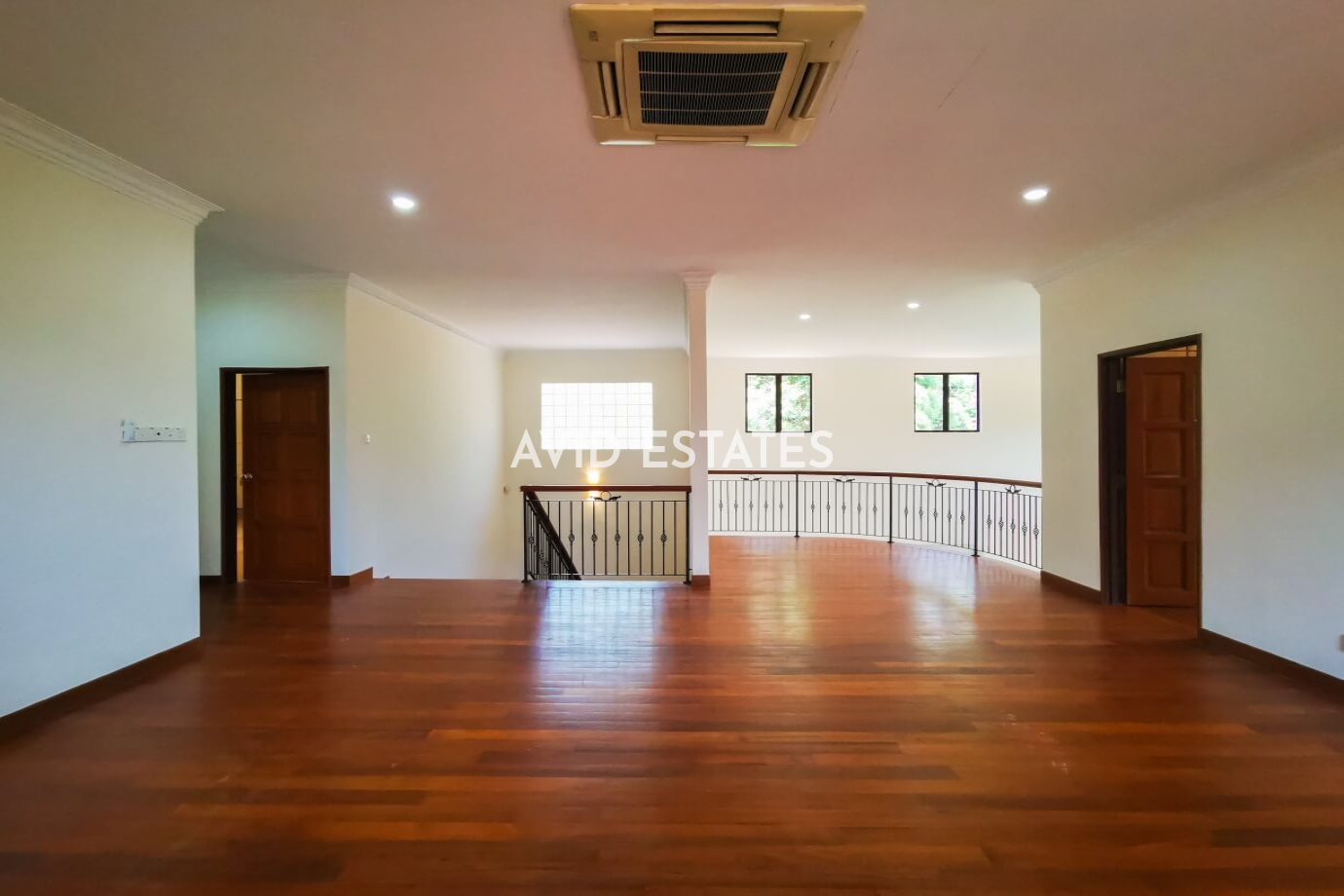 Taman U-Thant,Kuala Lumpur, 5 Bedrooms Bedrooms, ,8.5 BathroomsBathrooms,Bungalow / Detached,For Sale,Amapang Hilir,2317