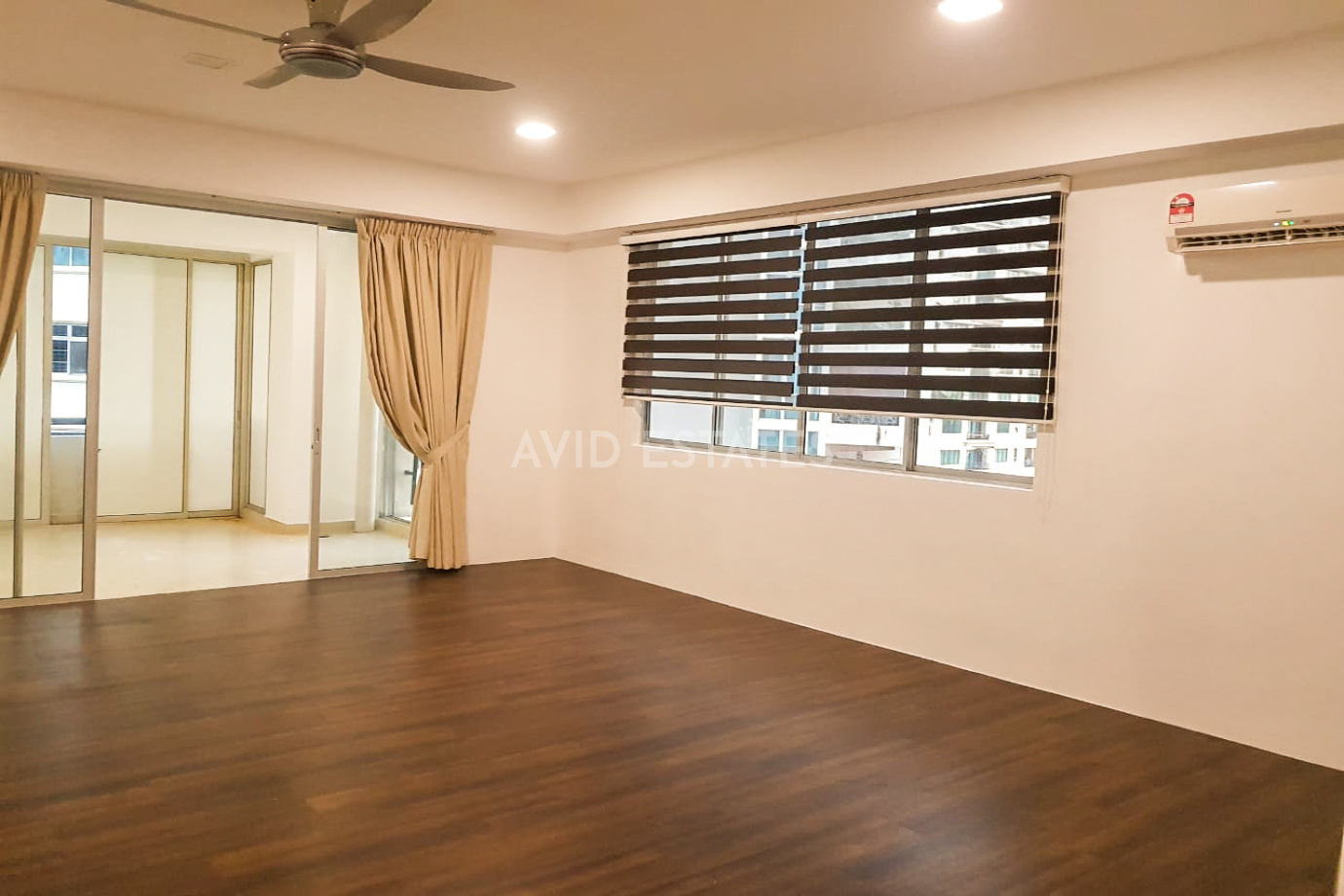 Bayu Angkasa, Bangsar,Kuala Lumpur, 3 Bedrooms Bedrooms, ,2 BathroomsBathrooms,Condominium / Serviced Residence,For Sale,Pantai, Kerinchi, Medang Kapas,2401